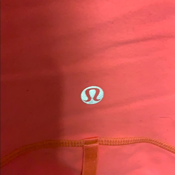 Zip up - Picture 3 of 3